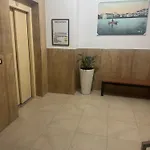 Hens Apartment Durrës