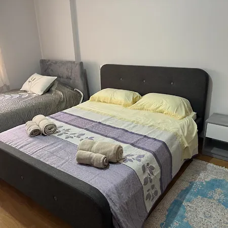 Hens Apartman *